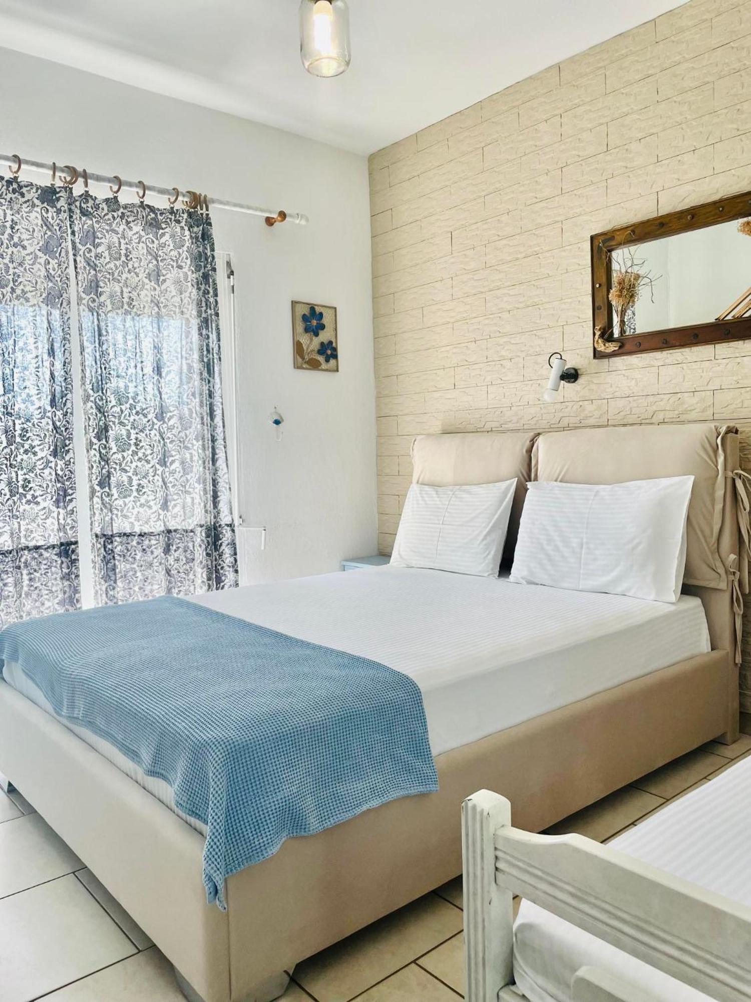 פאקיס Villa Emilia מראה חיצוני תמונה
